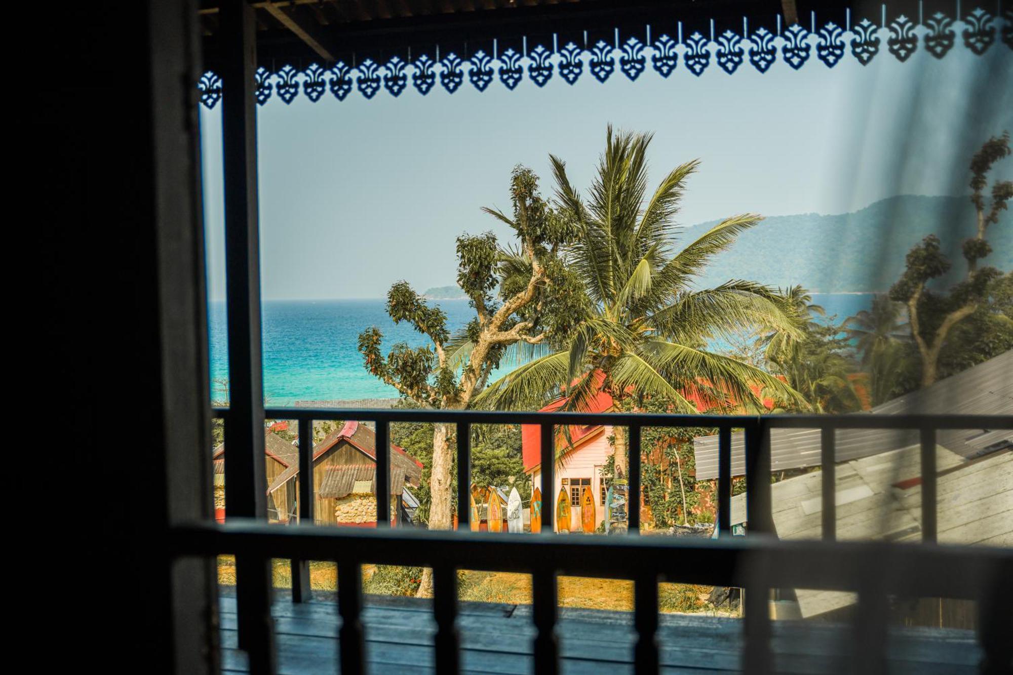Harrera Perhentian, Long Beach Kampong Pasir Panjang  Екстериор снимка